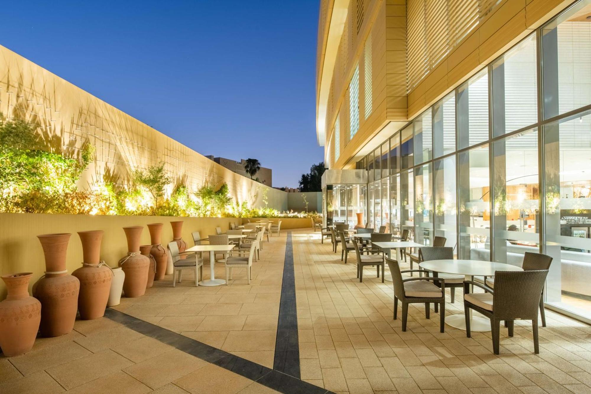 Radisson Blu Hotel & Residence, Riyadh Diplomatic Quarter Kültér fotó